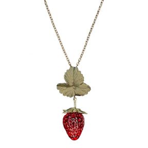 Strawberry bead necklace – LINDA MAE.